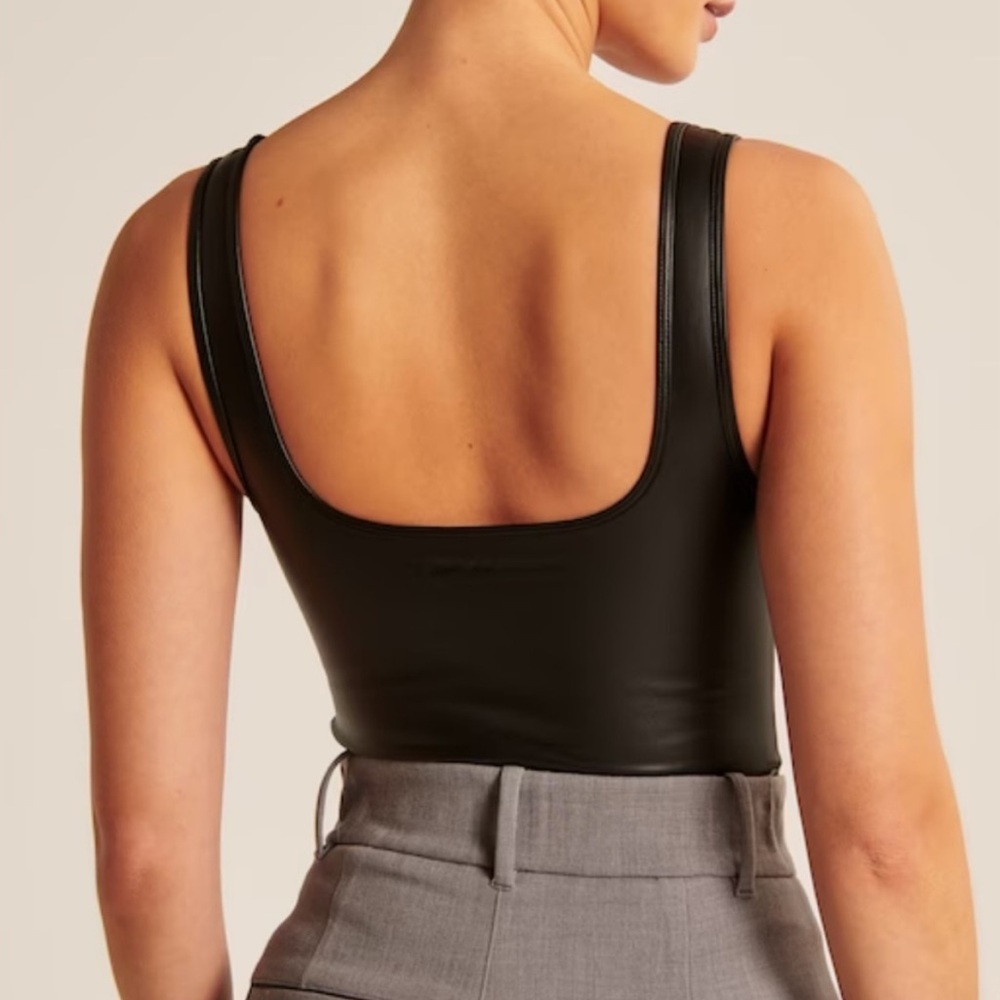 Abercrombie & Fitch Black Faux Leather Bodysuit S - Picture 3 of 8